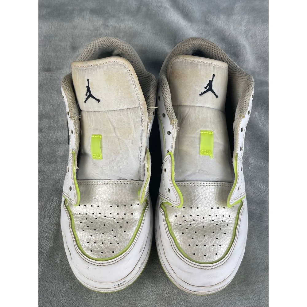 Jordan 1 Low SE Sneakers Youth 5Y White Electric Green Fair DV1324-117 Low Top - Picture 3 of 8